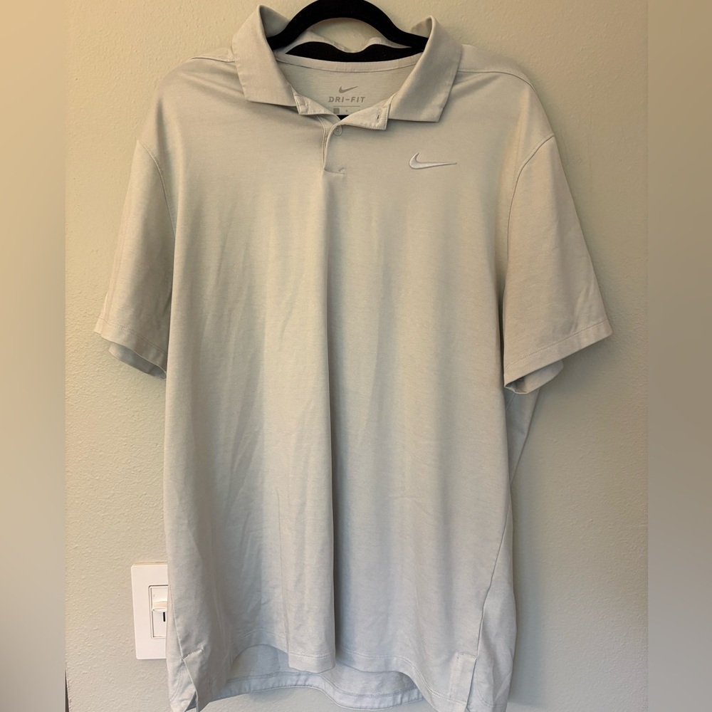 Nike Men's Light Gray Golf Shirt